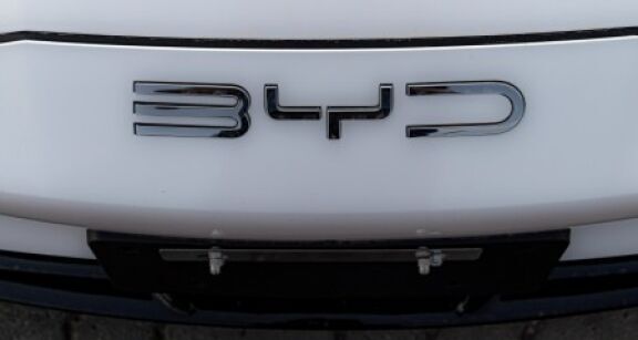 BYD d&eacute;voile un syst&egrave;me de recharge ultra-rapide
