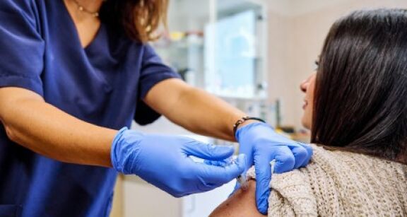 M&eacute;ningite : le Bexsero rembours&eacute; chez les jeunes