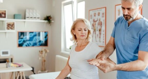 Masseurs-kin&eacute;sith&eacute;rapeutes : quel r&ocirc;le dans la prise en charge de la m&eacute;nopause ?