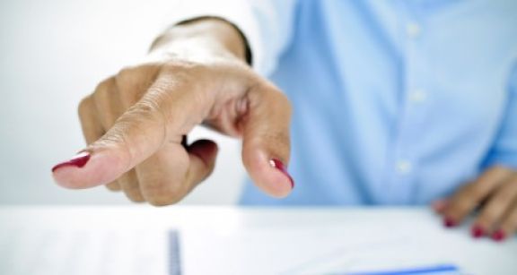 Qui a le pouvoir de licencier au sein d’une association ?