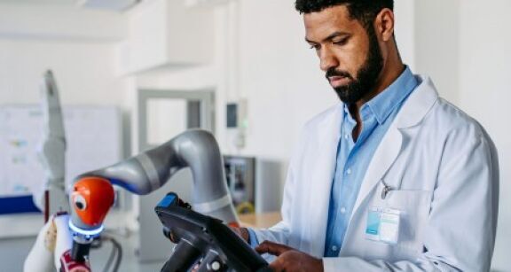 L’IA appliqu&eacute;e &agrave; la sant&eacute; s&eacute;duit de plus en plus de Fran&ccedil;ais