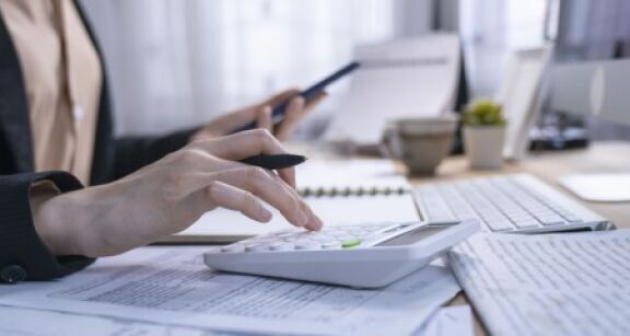Saisie sur salaire : quelles sont les obligations de l’employeur ?