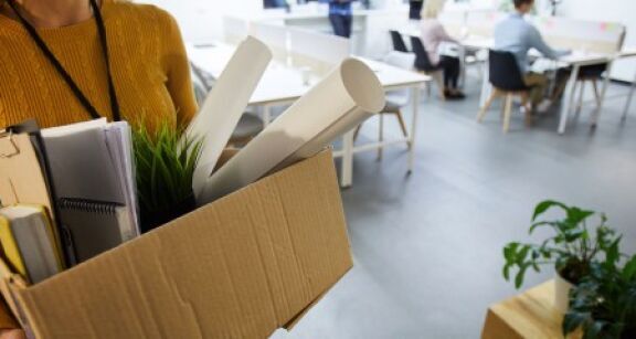 Rupture conventionnelle et licenciement : quelle indemnit&eacute; est due au salari&eacute; ?
