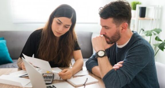 Pr&eacute;l&egrave;vement &agrave; la source : du changement pour les couples d&egrave;s la rentr&eacute;e !