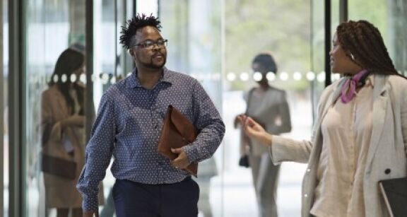 Pas d’indemnit&eacute;s de rupture pour le salari&eacute; r&eacute;int&eacute;gr&eacute; !