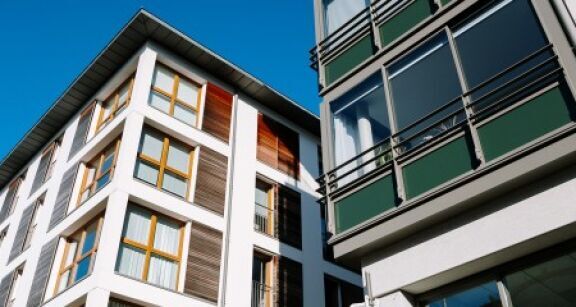 Immobilier neuf : le march&eacute; atteint un nouveau point bas en 2025