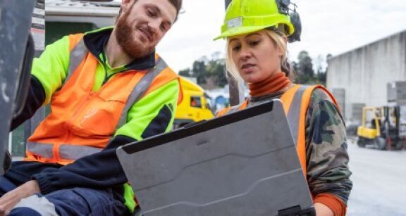 Ordinateur tout-terrain : comment le choisir ?