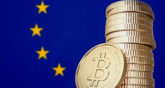 Cryptomonnaies : l’Europe met en place un &eacute;change automatique d’informations