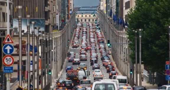 Bruxelles assouplit son objectif de d&eacute;carbonation