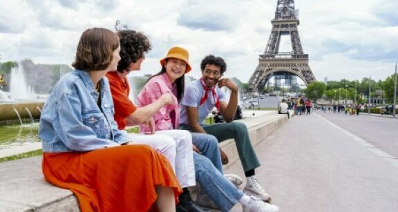 Nouveau record pour le tourisme en France avec 102 millions de visiteurs internationaux