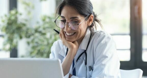 Téléconsultations : une réponse aux déserts médicaux ?