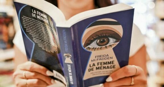La série de Freida McFadden truste les meilleures ventes de livres en 2025
