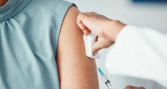 Bientôt un vaccin combiné Covid-grippe en France ?