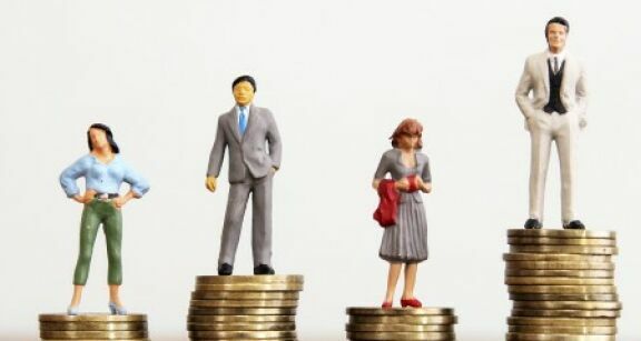 L’écart de salaire se réduit entre les femmes et les hommes, sauf chez les cadres