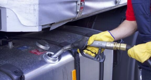 Flambée des prix des carburants : les mesures annoncées pour les entreprises