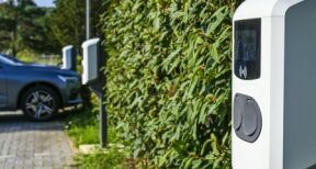 Renforcement des aides pour l’installation de bornes de recharge en copropriété