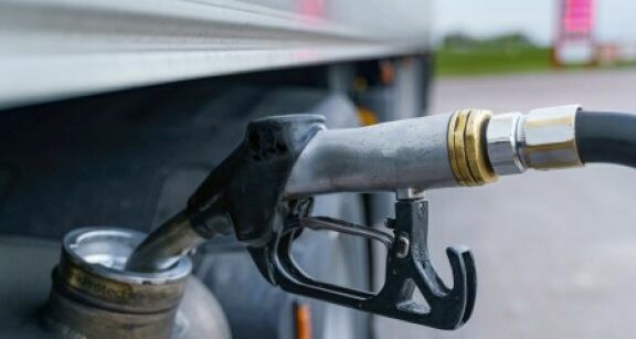 Hausse des prix des carburants : un prêt à 3,80 % pour soutenir les trésoreries