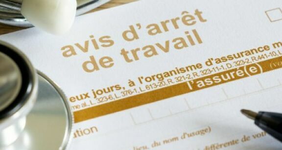 Maintien de salaire en cas d’arrêt de travail : comment calculer l’ancienneté ?