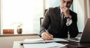 Avocats : précisions sur la contribution pour l’aide juridique de 50 €
