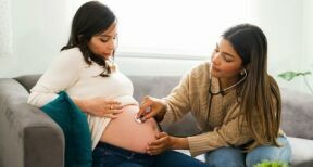 Sages-femmes : suppression d’un article du Code de déontologie