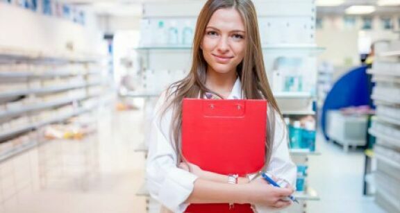 Pharmaciens : une compensation financière pour accueillir des stagiaires
