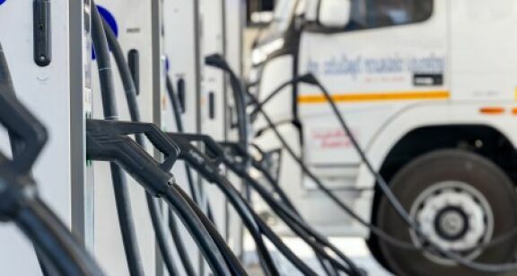 90 M€ pour construire un réseau de recharge pour camions électriques
