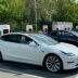 Été 2026 : la voiture électrique s’impose sur les longs trajets