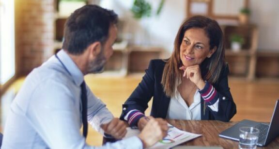 Si votre conjoint collabore à votre activité depuis plus de 5 ans…
