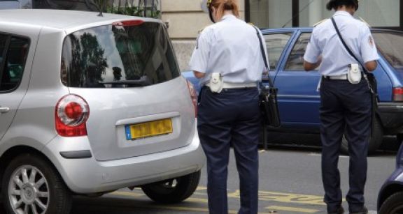 Contraventions routi&egrave;res : leur paiement par l’employeur est soumis &agrave; charges sociales