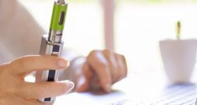Vapotage au travail : une pratique bient&ocirc;t prohib&eacute;e !