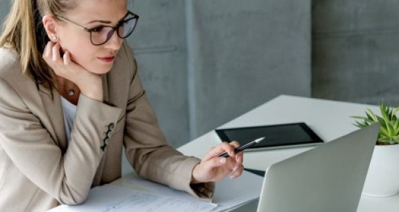 Honoraires et commissions : t&eacute;l&eacute;d&eacute;claration obligatoire !
