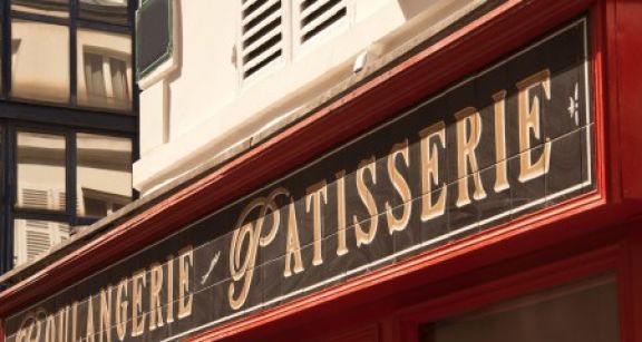 Quel statut pour le logement accompagnant la location d’un local commercial ?