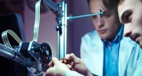 Des pr&eacute;cisions sur la clause de non-d&eacute;p&ocirc;t de brevets impos&eacute;e au salari&eacute;