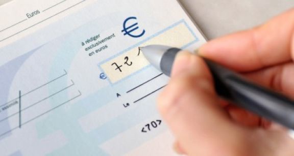 Ch&egrave;que sans provision : la banque doit vous informer avant de refuser de payer
