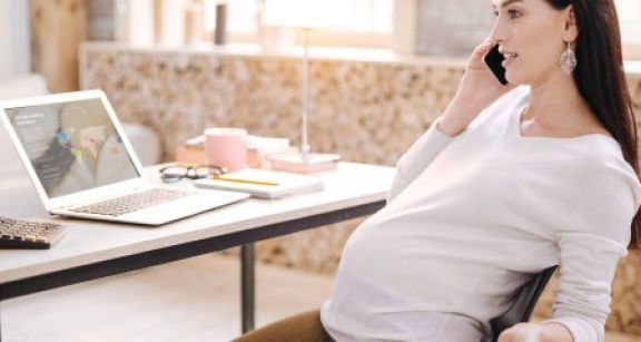 Travailleuses ind&eacute;pendantes : vers un cong&eacute; de maternit&eacute; plus long