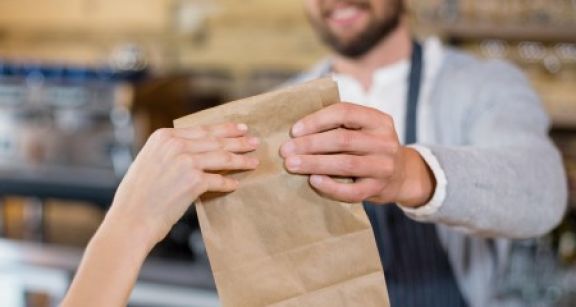 Les doggy bags, bient&ocirc;t obligatoires dans les restaurants !