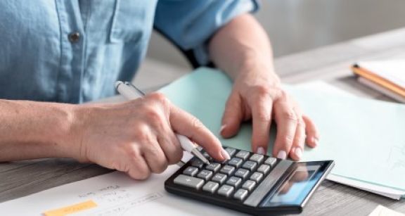 Cotisations des non-salari&eacute;s bas&eacute;es sur le revenu estim&eacute; : pas de sanctions en 2019
