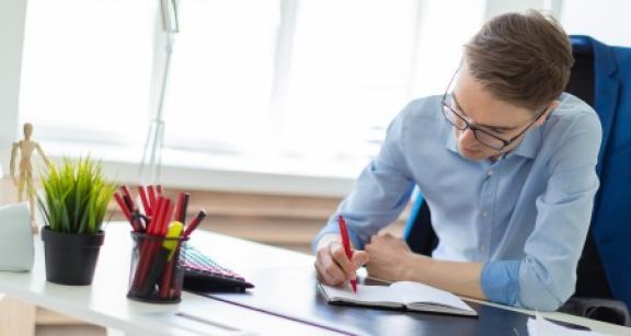 Dans quel d&eacute;lai d&eacute;poser un rescrit « jeune entreprise innovante » ?