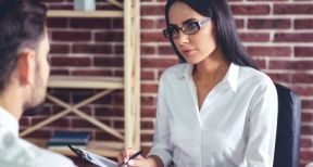 Entretiens professionnels des salari&eacute;s : comment devez-vous proc&eacute;der ?