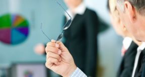 Le nu-propri&eacute;taire de parts sociales est un associ&eacute;
