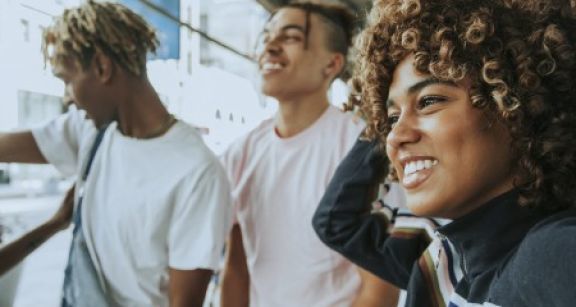 Moins de 100 000 contrats aid&eacute;s cette ann&eacute;e pour les associations