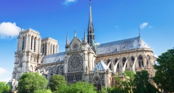 Notre-Dame de Paris : la r&eacute;duction d’imp&ocirc;t pour dons revaloris&eacute;e !