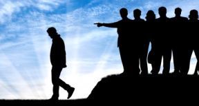 Licenciement dans une association : avez-vous v&eacute;rifi&eacute; qui est comp&eacute;tent ?