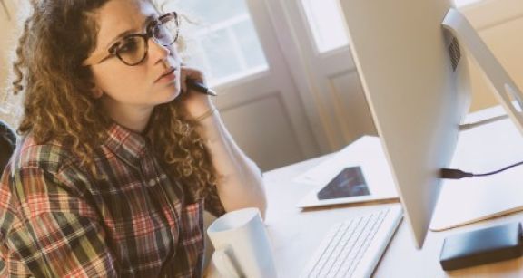 Travailleurs non-salari&eacute;s : report exceptionnel du pr&eacute;l&egrave;vement de vos cotisations