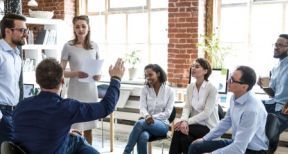 Travailleurs ind&eacute;pendants : trouvez une formation en ligne !