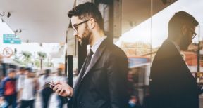 Gr&egrave;ves : les applications qu’il faut installer sur son smartphone