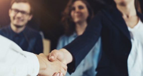Services aux entreprises : quelles cons&eacute;quences sur la fiscalit&eacute; des associations ?