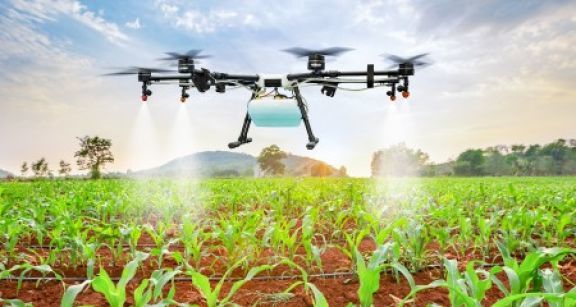 L’&eacute;pandage de pesticides par drone : &agrave; quelles conditions ?