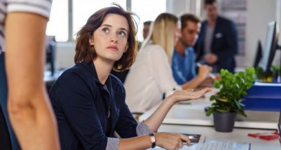 Professionnels lib&eacute;raux : comment sanctionner un salari&eacute; ?
