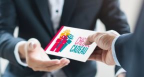Cadeaux et bons d’achat : 171 € par salari&eacute; en 2020